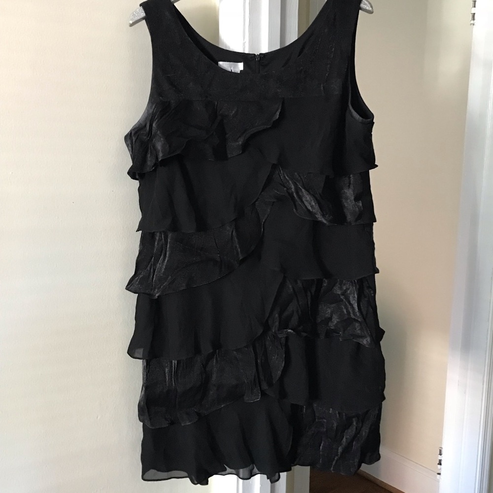 Black London Times Ruffle Cocktail Dress. 18W.